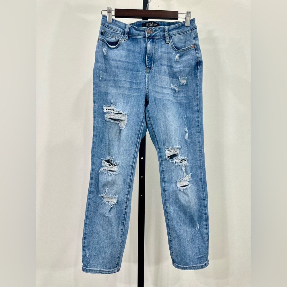 Judy Blue Light Blue Distressed Boyfriend Jeans
